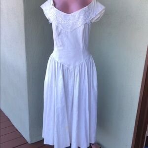 Robbie Bee Ivory Elegance